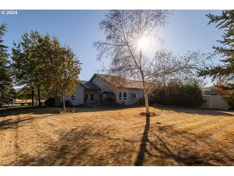 61826 East Lane La Grande OR 97850