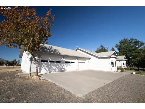 61826 East Lane La Grande OR 97850