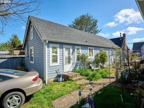310 S Main Street Lebanon OR 97355