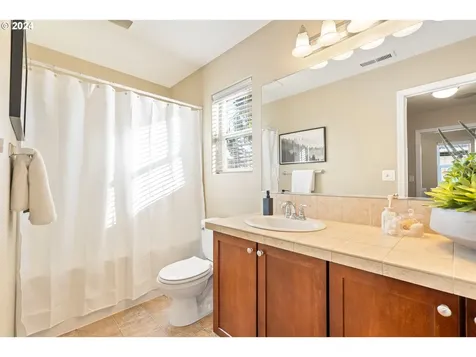 301 NE Idyl Way Hillsboro OR 97124