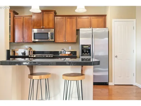 301 NE Idyl Way Hillsboro OR 97124