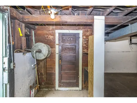6004 SE Harold Street Portland OR 97206