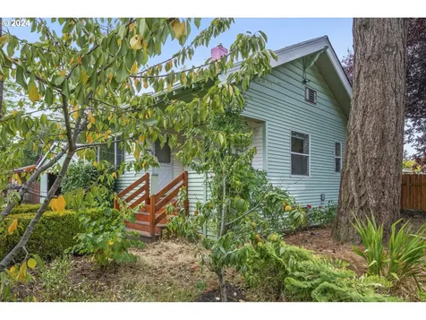6004 SE Harold Street Portland OR 97206
