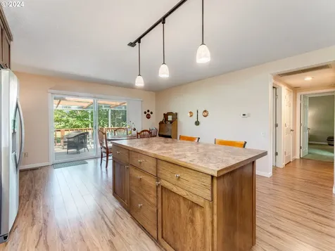15685 Sw Old Orchard Place Portland OR 97224