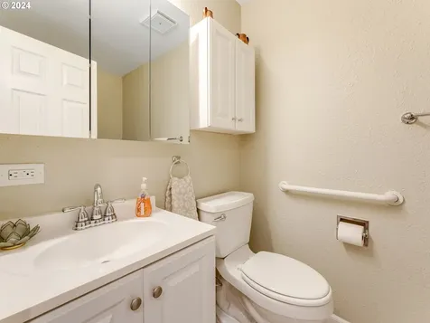 15685 Sw Old Orchard Place Portland OR 97224