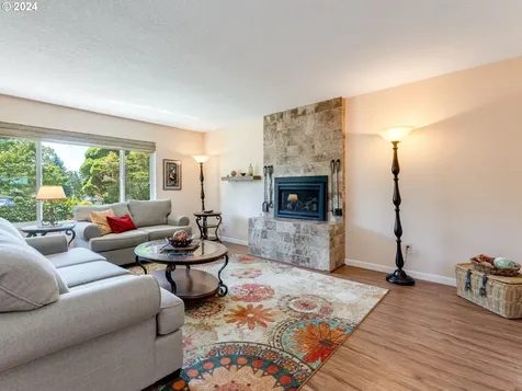 15685 Sw Old Orchard Place Portland OR 97224