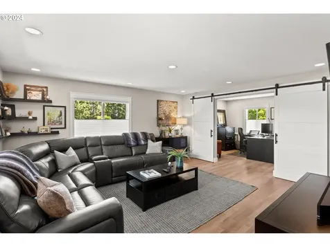 14470 SW 100th Avenue Portland OR 97224