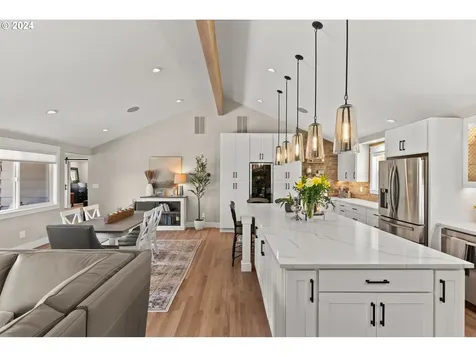 14470 SW 100th Avenue Portland OR 97224
