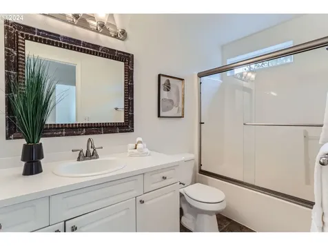 15639 NW Rondos Drive Portland OR 97229