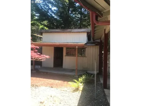 330 Se Terrace Drive Roseburg OR 97470