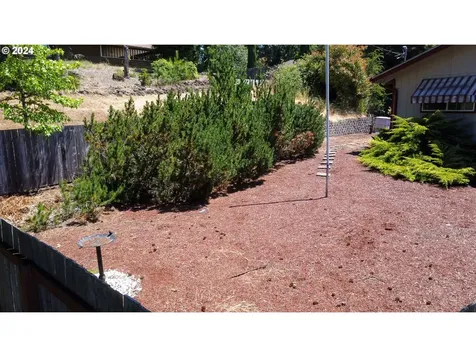 330 Se Terrace Drive Roseburg OR 97470
