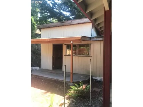 330 Se Terrace Drive Roseburg OR 97470