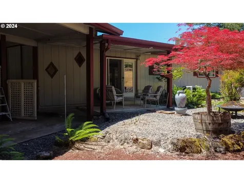330 Se Terrace Drive Roseburg OR 97470