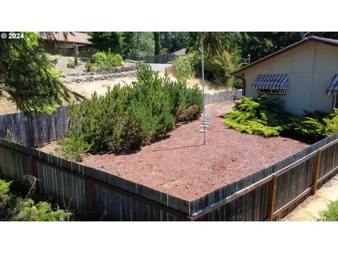330 Se Terrace Drive Roseburg OR 97470