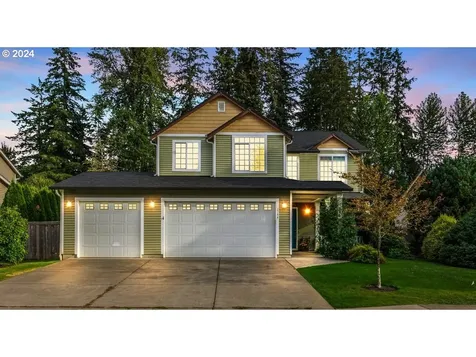 1704 E 1st Way La Center WA 98629