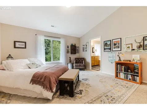 1704 E 1st Way La Center WA 98629