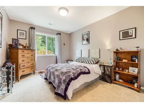 1704 E 1st Way La Center WA 98629