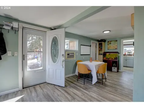 3022 W 10th Street The Dalles OR 97058