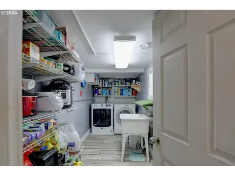 3022 W 10th Street The Dalles OR 97058