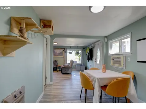 3022 W 10th Street The Dalles OR 97058