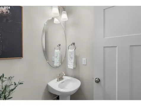 6746 SE Provence Street Hillsboro OR 97123
