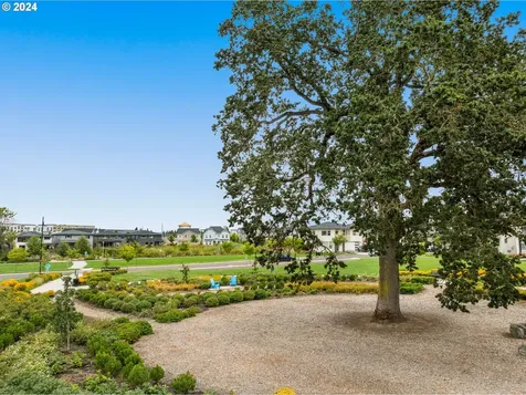 6746 SE Provence Street Hillsboro OR 97123