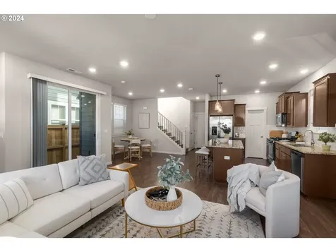 6746 SE Provence Street Hillsboro OR 97123
