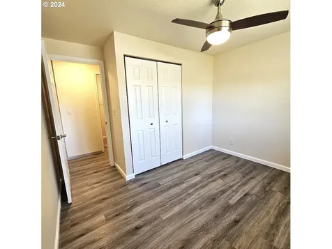 156 Lancaster Avenue Roseburg OR 97471