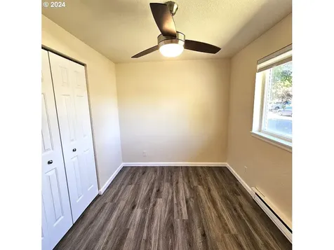 156 Lancaster Avenue Roseburg OR 97471
