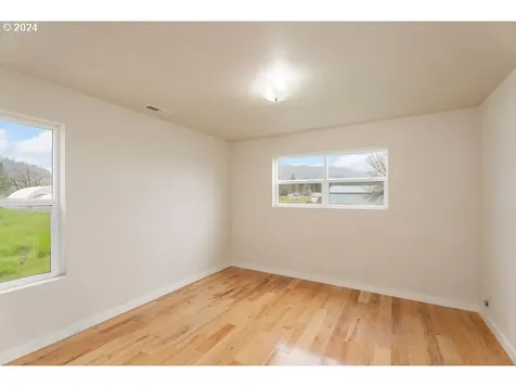 2253 Dairy Loop Road Roseburg OR 97471