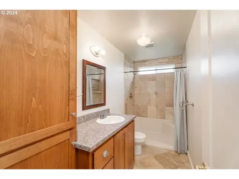 2253 Dairy Loop Road Roseburg OR 97471