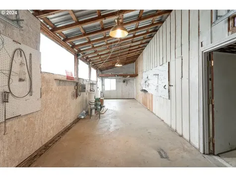 2253 Dairy Loop Road Roseburg OR 97471