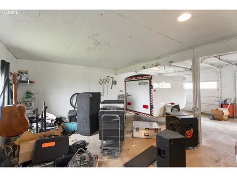 2253 Dairy Loop Road Roseburg OR 97471