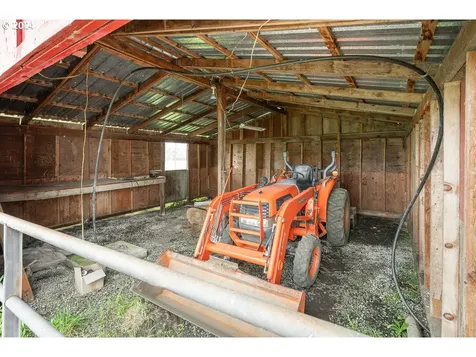2253 Dairy Loop Road Roseburg OR 97471