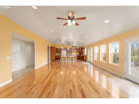 2253 Dairy Loop Road Roseburg OR 97471
