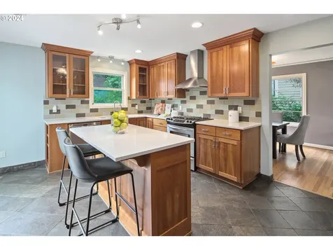 4030 NE 28th Avenue Portland OR 97212