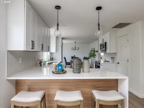 262 Ne Lenox Street Hillsboro OR 97124
