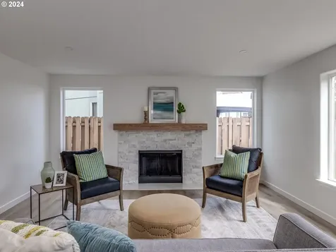 262 Ne Lenox Street Hillsboro OR 97124