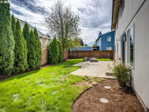 262 Ne Lenox Street Hillsboro OR 97124