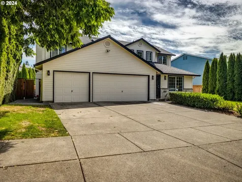 262 Ne Lenox Street Hillsboro OR 97124