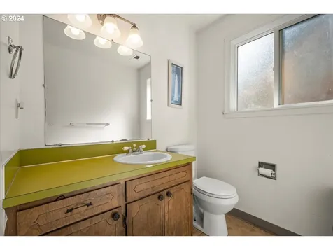 409 Nw 114th Street Vancouver WA 98685