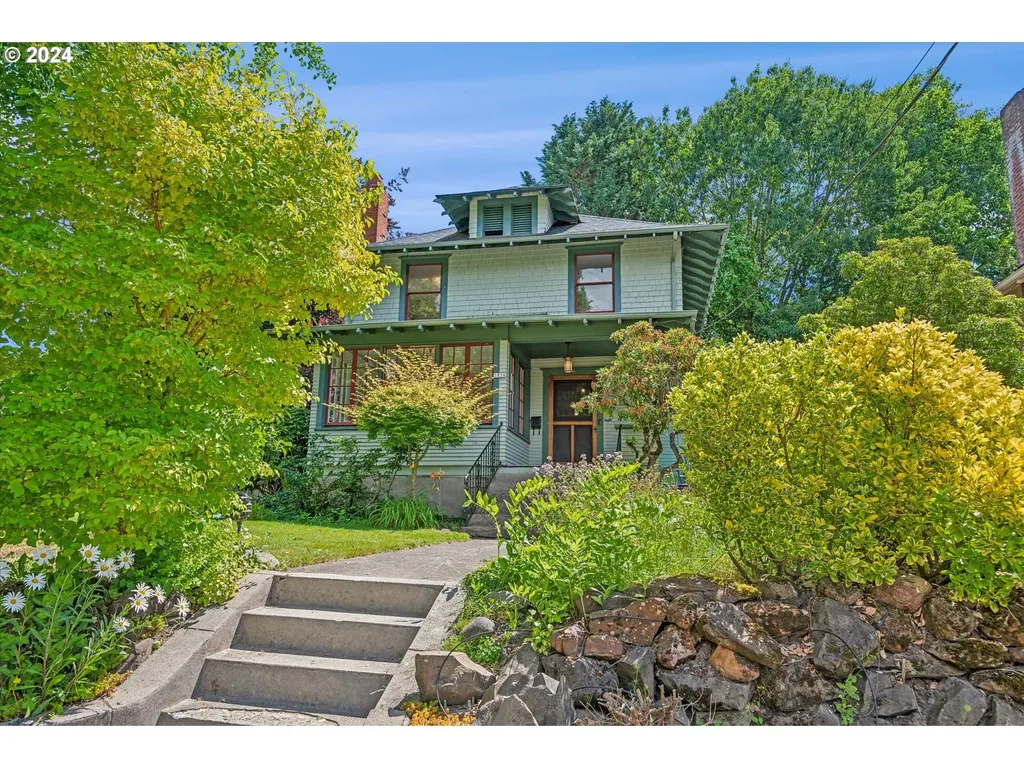 1836 Se 51st Avenue Portland OR 97215