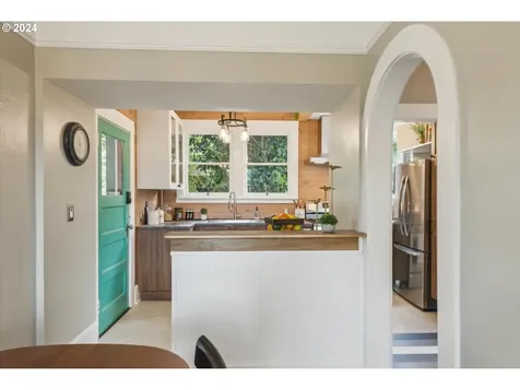 1836 Se 51st Avenue Portland OR 97215