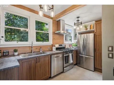 1836 Se 51st Avenue Portland OR 97215