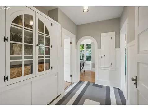 1836 Se 51st Avenue Portland OR 97215