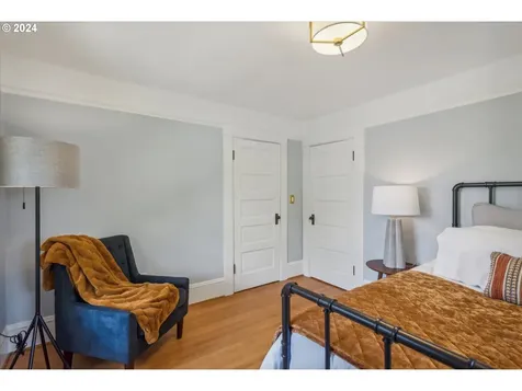 1836 Se 51st Avenue Portland OR 97215