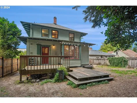 1836 Se 51st Avenue Portland OR 97215