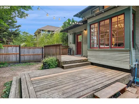 1836 Se 51st Avenue Portland OR 97215