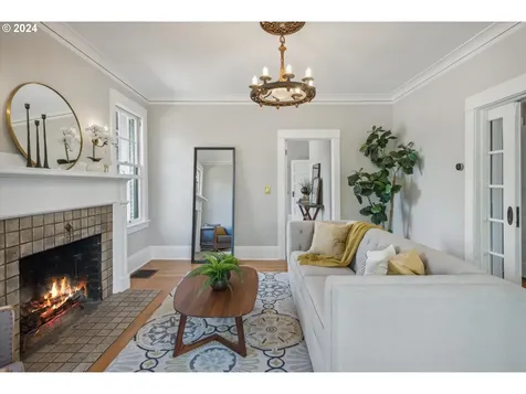 1836 Se 51st Avenue Portland OR 97215