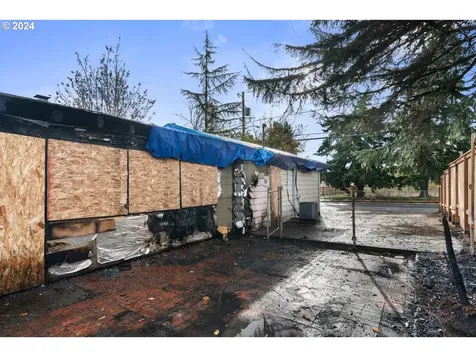 7603 SE Flavel Street Portland OR 97206